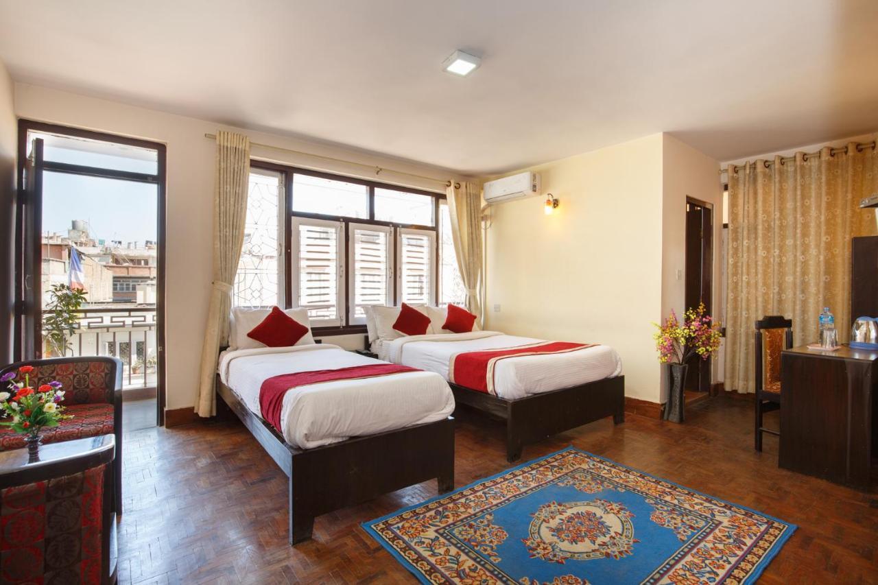 Kathmandu Nomad Hotel Экстерьер фото