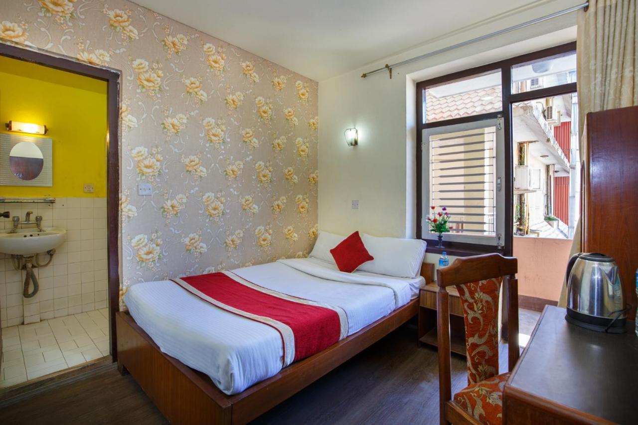 Kathmandu Nomad Hotel Экстерьер фото