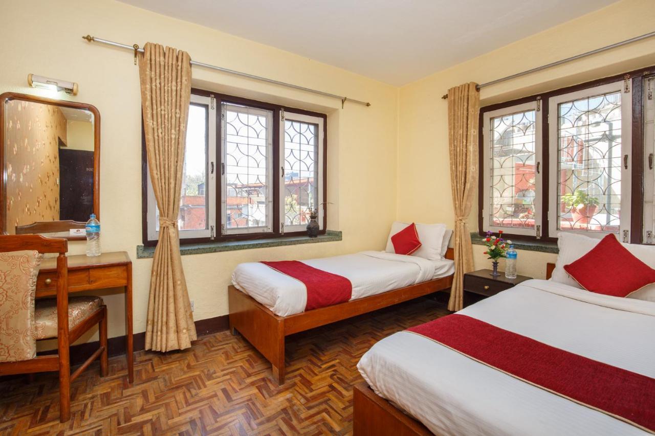 Kathmandu Nomad Hotel Экстерьер фото